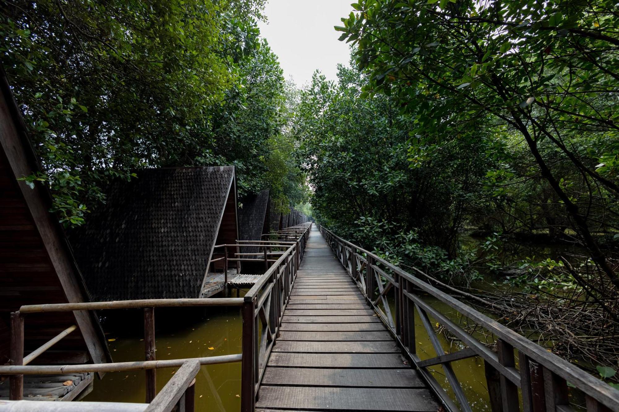 RedDoorz Resort @ Taman Wisata Mangrove Jakarta Exterior foto