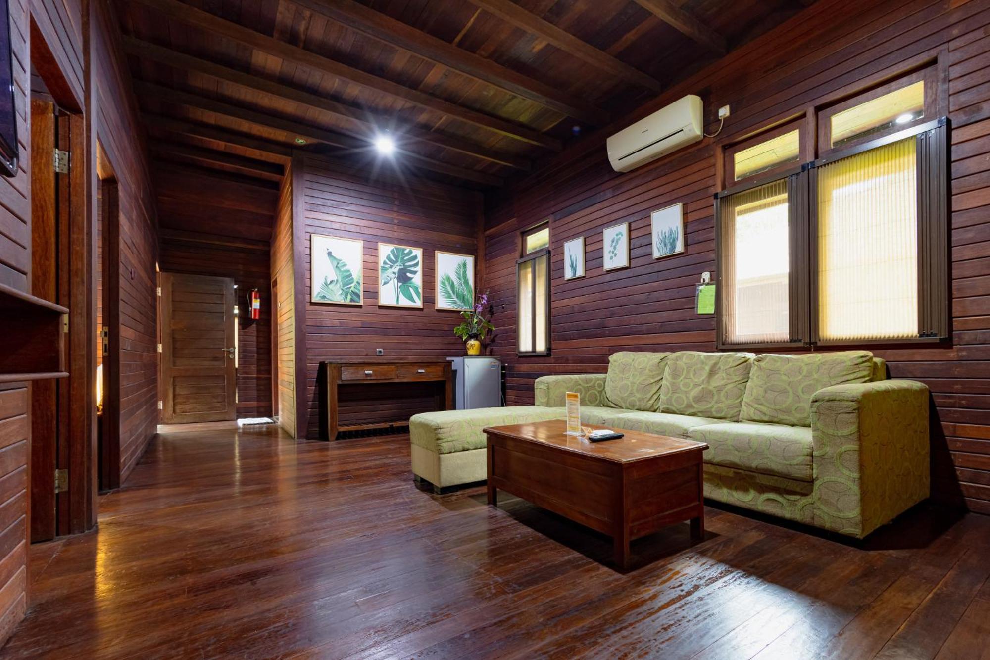 RedDoorz Resort @ Taman Wisata Mangrove Jakarta Exterior foto