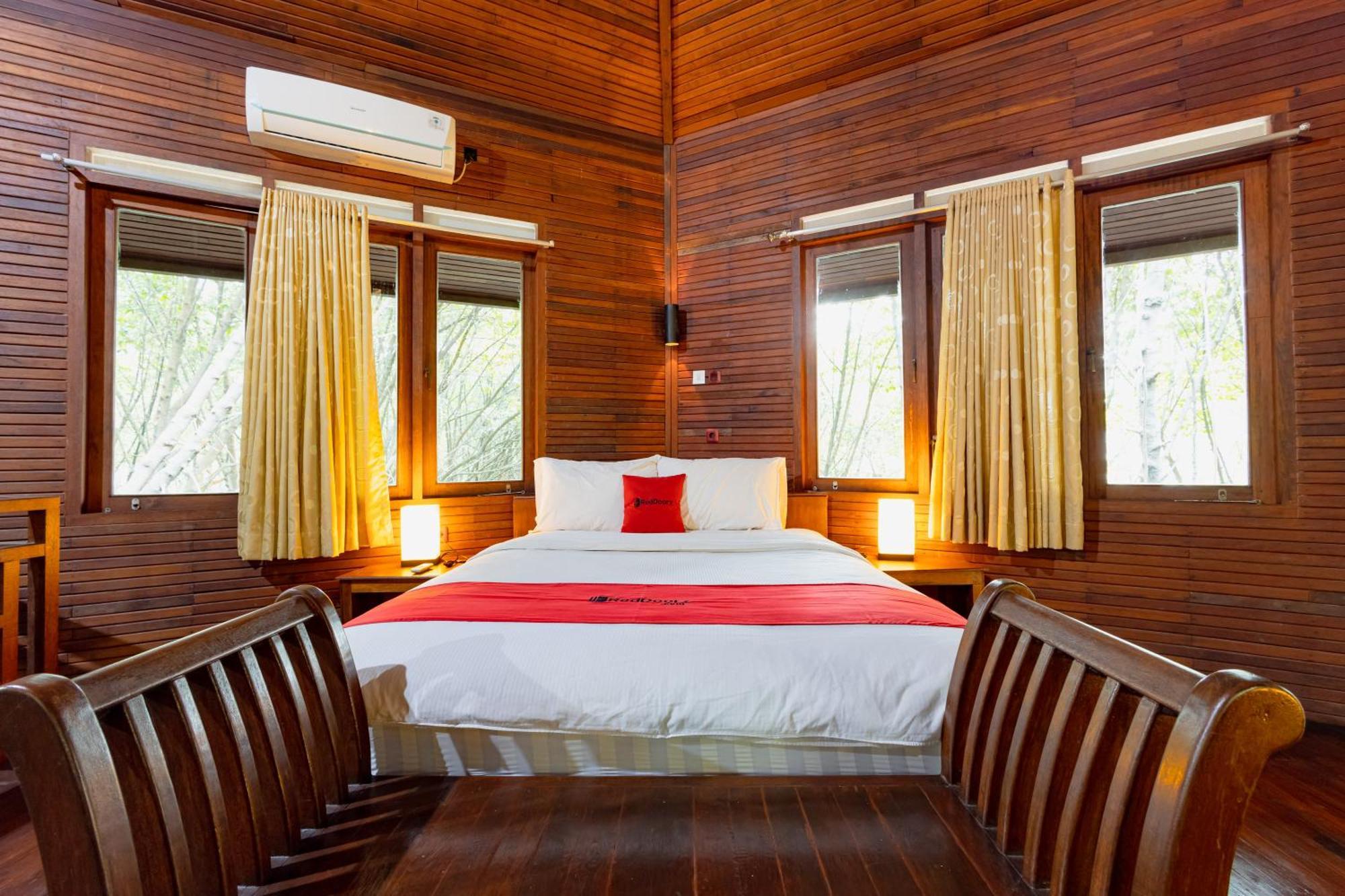 RedDoorz Resort @ Taman Wisata Mangrove Jakarta Exterior foto